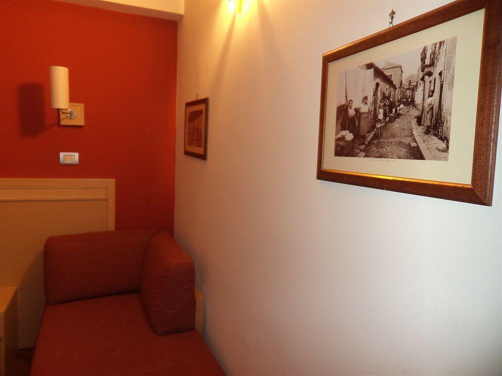 Catania Crossing B&B - Rooms & Comforts Catânia Exterior foto