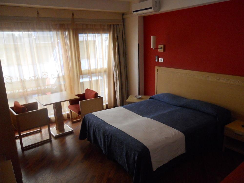 Catania Crossing B&B - Rooms & Comforts Catânia Exterior foto