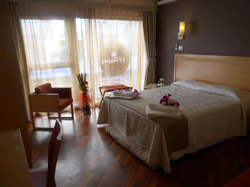 Catania Crossing B&B - Rooms & Comforts Catânia Exterior foto