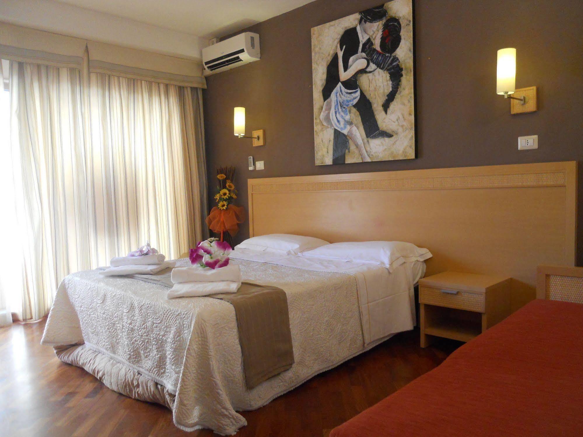 Catania Crossing B&B - Rooms & Comforts Catânia Exterior foto