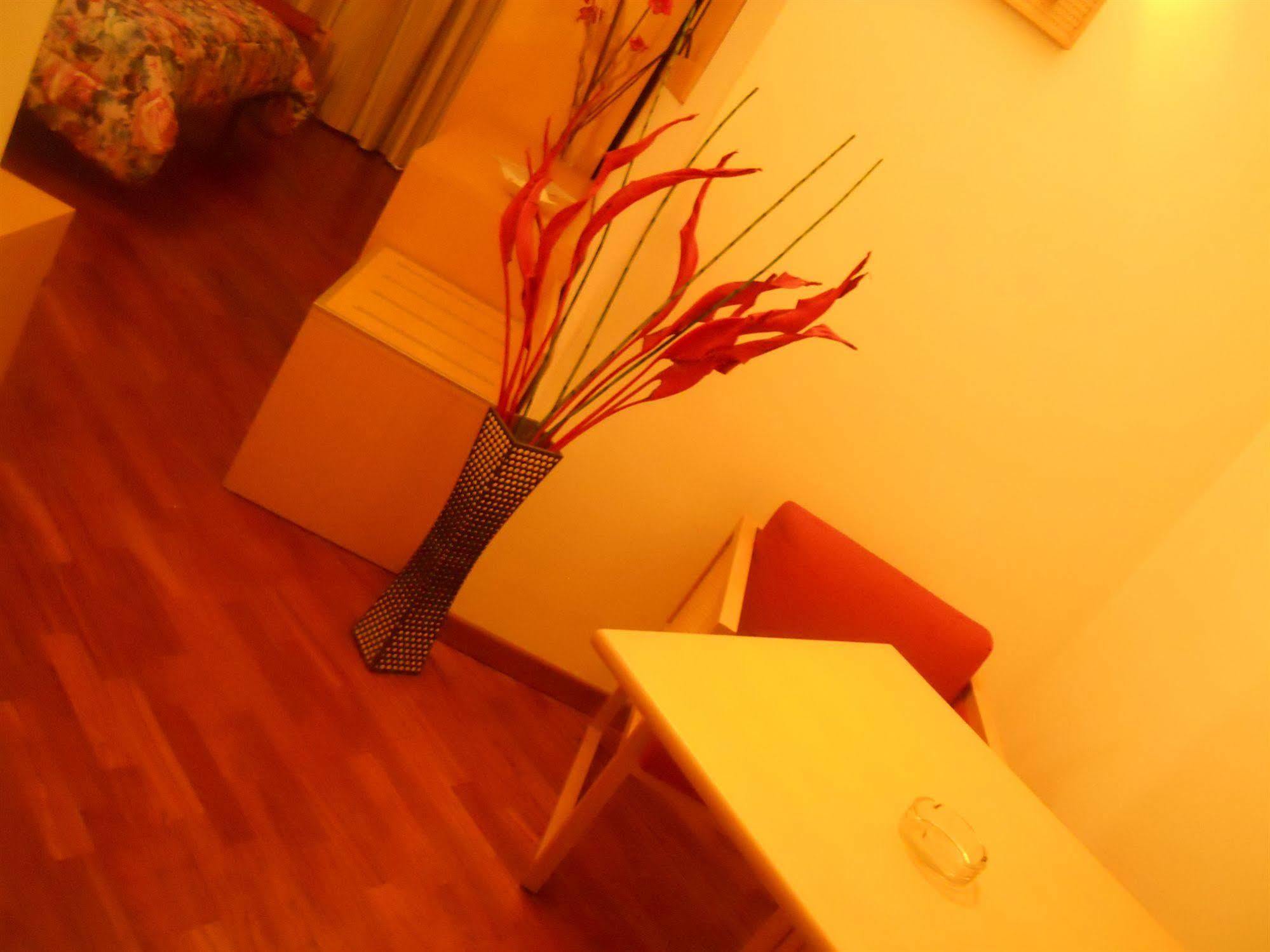 Catania Crossing B&B - Rooms & Comforts Catânia Exterior foto
